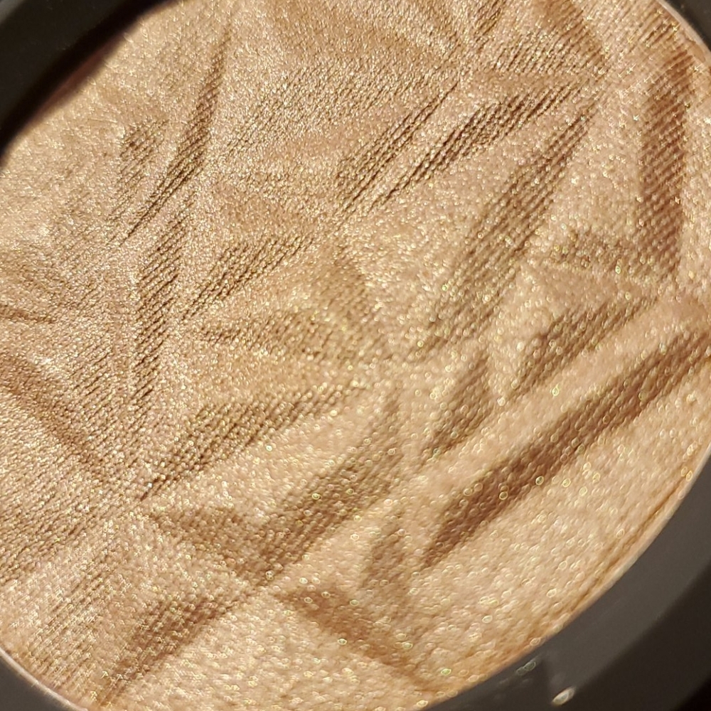 Becca Highlighter - Picture 4 of 4
